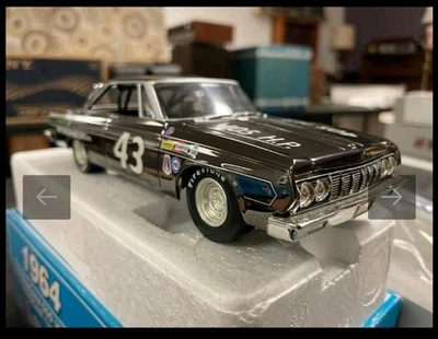 Raro 1/204 Negro Cromo NASCAR Diecast 1:24 Plymouth Belvedere Richard Petty Foto 1 de 4