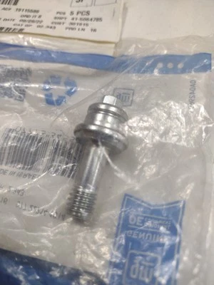 1 parafuso de bateria terminal lateral original do fabricante GM ACDelco 19115586 - Imagem 1 de 3