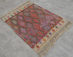 Turkish Hand Woven Kilim Rug - 41" x 53" Antique Anatolia Wool Jajim Kilim Boho - Picture 1 of 8