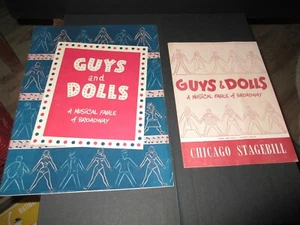 Konvolut 2 Vintage "JUNGS UND PUPPEN" Theaterspielzettel / Bühnenzettel (tolle Werbung) - Bild 1 von 4