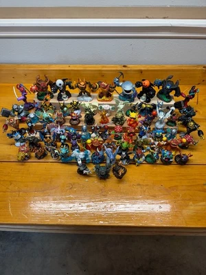 Low Price Skylanders Giants All Figures US Shipping Free If $30+ - Image 1 of 2