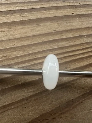 Cuentas de ágata blanca Trollbeads Foto 1 de 4