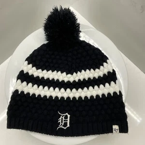 Detroit Tigers knits beanie hat with Pom - Picture 1 of 5