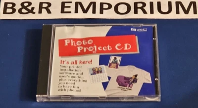 Photo 2-CD-ROM Lot - Photo Project CD (HP) Used + Photo Parade (Wal-Mart) New - Image 1 of 4