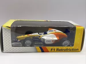 HOBBY UNIVERSALE F1 RETROFRIZIONE ""RENAULT R27 FORMULA 1 RACING CAR"" PULL-BACK - Foto 1 di 5