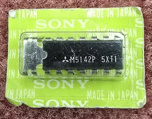 Sony 8-759-651-42 OEM M5142P circuito integrato *NUOVO IN CONFEZIONE * - Foto 1 di 1