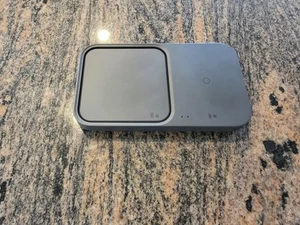 Samsung EP-P5400CBEGUS 15W Wireless Charger Duo - Dark Gray - Photo 1 sur 1