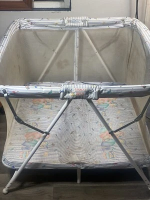 De colección Graco EXTRA GRANDE Bebé Plegable Malla Playpen Play Pen Playard Foto 1 de 4