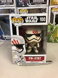 Funko POP Vinyl. Star Wars #100 FN-2187 POP PROTECTOR - Picture 1 of 6