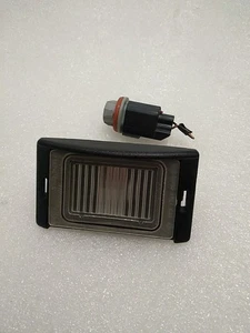 00 01 02 LINCOLN LS LICENSE PLATE LIGHT LIGHTS - Picture 1 of 5