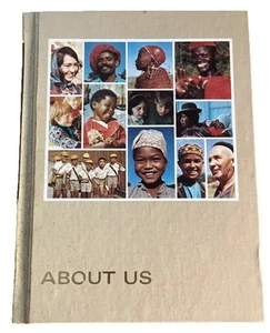 About Us Vintage Childcraft Annual 1973 Hardcover Book World People VGC - Picture 1 of 13