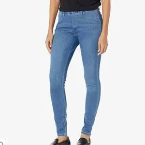 Women's Pull-On Knit Jeggings, Size M. - Picture 1 of 4