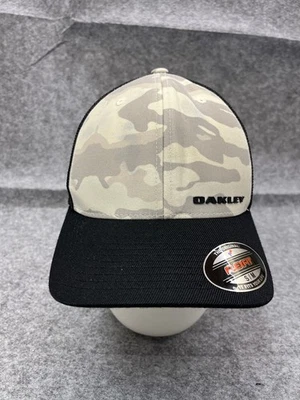 Gorra Oakley Ajustada Adulto Mediana Negra Blanca Gris Camuflada Poliéster Camionero Foto 1 de 4