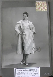 Collection Textiles Robert Perrier. Photo « Mia » 1958 - Imagen 1 de 2