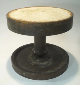 schwere alte TÖPFERSCHEIBE aus GUSSEISEN manuell ohne Antrieb Ø 16,4cm 4,7KG - Bild 1 von 5