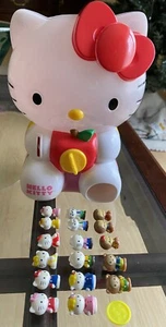 Hello Kitty Squinkies Dispenser With Coin And 25+ Hello Kitty Squinkies Lot - Picture 1 of 10