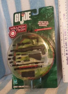 2001 G.I.JOE ACCESSORIES WEAPON TECH BUILD YOUR OWN DIECAST WEAPONS NIP - Picture 1 of 2