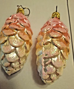 Vintage W. Germany Glass GlitterPink /White Pinecone Christmas Ornament 3.75” - Picture 1 of 4