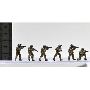 1/72 Mercenario ucraino 6 soldati modello dipinto - Foto 1 di 3