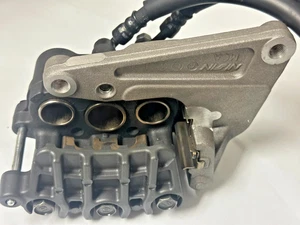 Pinza de freno de rueda trasera Nissan para Honda GL1800 Goldwing - Imagen 1 de 9