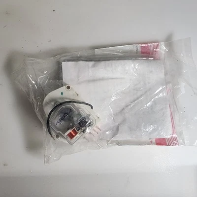 NEW OLD STOCK GENUINE WHIRLPOOL FSP 482493 TIMER-DEF REFRIGERATOR - Image 1 of 3