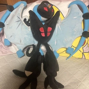 Pokemon Plüschtier Mondfinsternis Necrozma Center - Bild 1 von 5