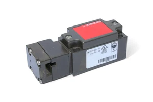 EUCHNER NZ1VZ-528E-M SAFETY SWITCH 090671 - Picture 1 of 4