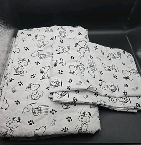 Peanuts Snoopy Twin XL Size Flat Sheet W/1 Pillowcase BIRKSHIRE GUC - Picture 1 of 4