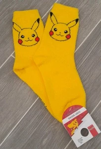 Nuevo POKÉMON Pikachu Amarillo Damas Acogedores Calcetines Cama Reino Unido 4-8 - Imagen 1 de 1