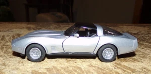 1/34-1/39 welly 4.75" long silver 1982 chevrolet corvette car in nice shape used - Picture 1 of 6
