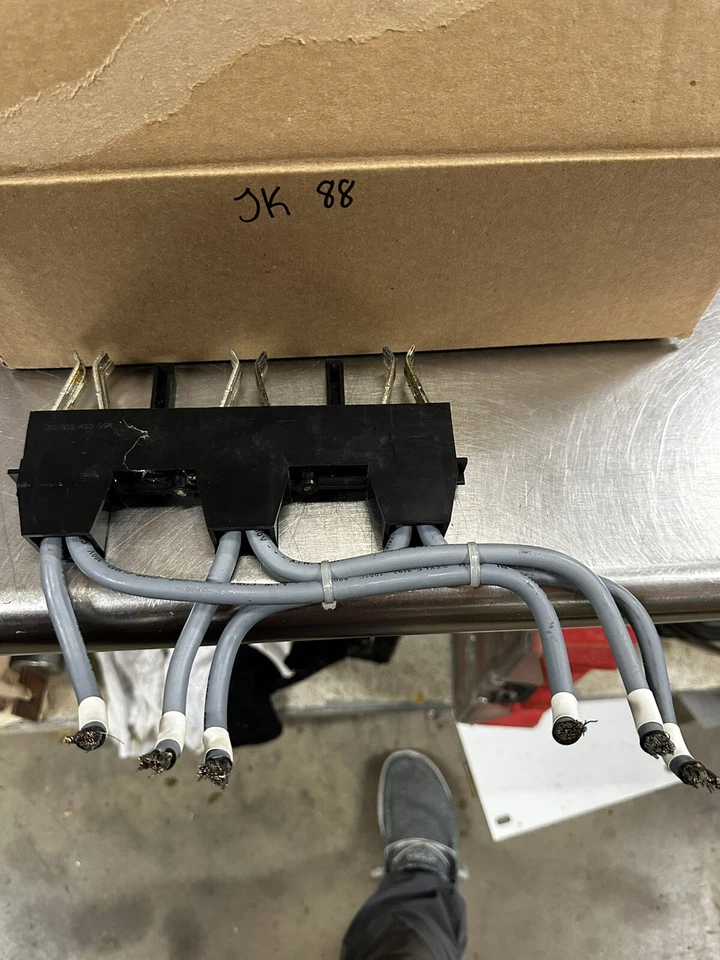 SIEMENS 25-306-463-004 MCC BUCKET STAB 2 x 6 AWG - RECON/TESTED model 95 - Image 1 of 2