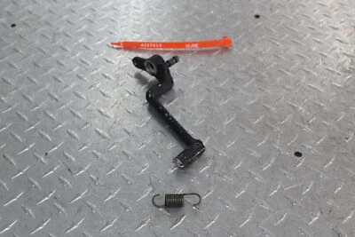 Suzuki Hayabusa GSX1300R 2004 juego trasero derecho pedal de freno Foto 1 de 4