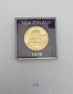 New Zealand One Dollar 1978 Queen Elizabeth II Coin - Picture 1 of 2