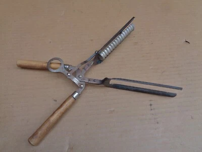 Ancien Fer à Friser de coiffeur barbier . - Photo 1/4