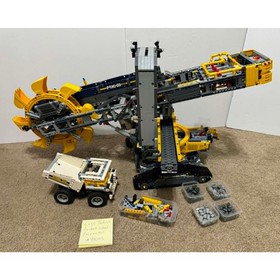 Lego Technic Bucket Wheel Excavator 42055 motorized 3,900 pieces-see description