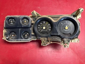 1981-87 CHEVY Squarebody C/K10-30 K5 BLAZER SUBURBAN Gauge CLUSTER Cruise Contro - Picture 1 of 9