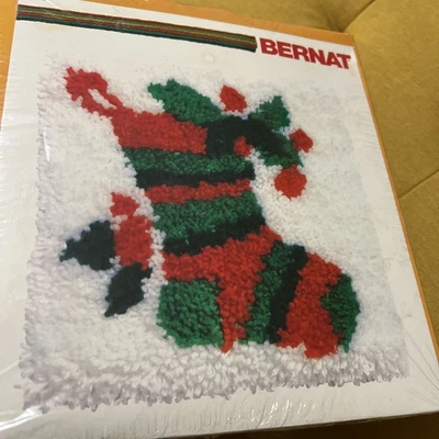 VINTAGE BERNAT CHRISTMAS Stocking LATCH HOOK RUG ART  MADE IN USA 12x12 Free 🎁 - Image 1 of 4