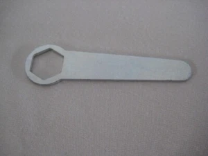 Tool to Tighten Wheels for 1 Inch Chrome Wire Shelving Post Shelving Inc - Picture 1 of 2