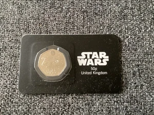 Star Wars 50p Münze Millienium Falcon Neu Stempelglanz Sammlerstück UK Coinage. - Bild 1 von 5