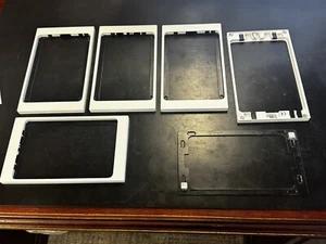 iPort 70702 Surface Mount - iPad Mini 2 or iPad Mini 3 Wall Mount - White - Picture 1 of 5
