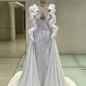 Fashion Design Customized Wedding Dress Crystal Mermaid Long Bridal Dresses 2025 - Picture 1 of 14