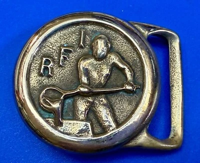 Fivela de cinto redonda RFI metal trabalhador fundição fundição derramamento aço minério de ferro - Imagem 1 de 4