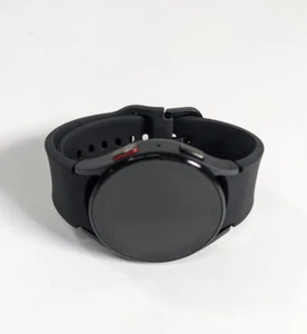Samsung Galaxy Watch 5 - Graphite - Photo 1 sur 4