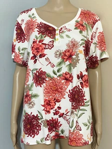 KAREN SCOTT 1X White Pink Red Floral Mums KNIT TOP Short Sleeve 3 Button Neck - Picture 1 of 11