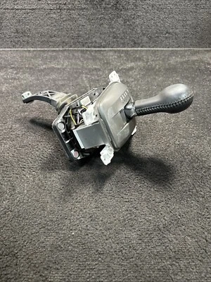 Chevrolet Camaro 2SS 2014 transmisión automática palanca de cambios de piso OEM Foto 1 de 4