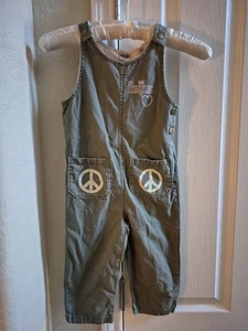 Junk Food Beatles/Peace Sign Khaki Overall Größe 3T - Bild 1 von 8