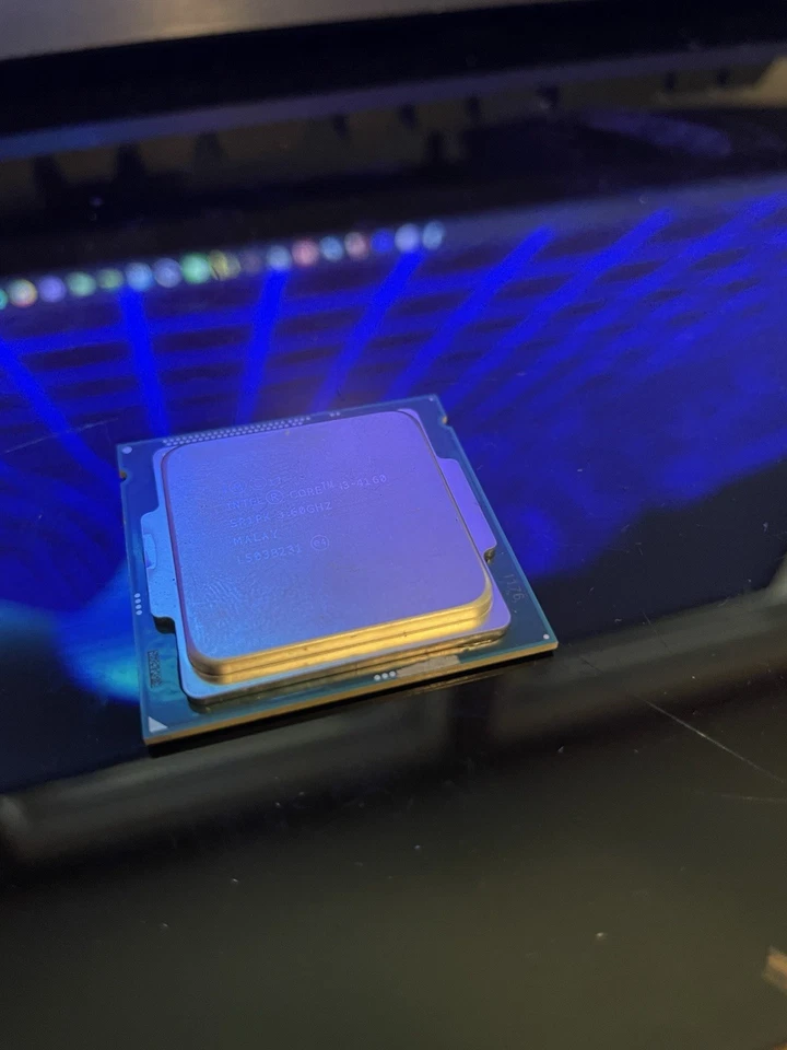Intel Core i3-4160 - 3.6 GHz (SR1PK) Processor - Image 1 of 1