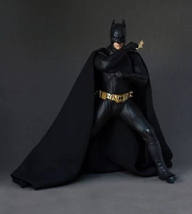 Hot Toys MMS067 Dark Knight Batman Original Kostüm Ver Figur Maßstab 1/6 - Bild 1 von 5