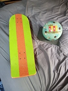 Homer's bowlerama bowling ball undrilled and Bart's Santa Cruz skateboard - Picture 1 of 5