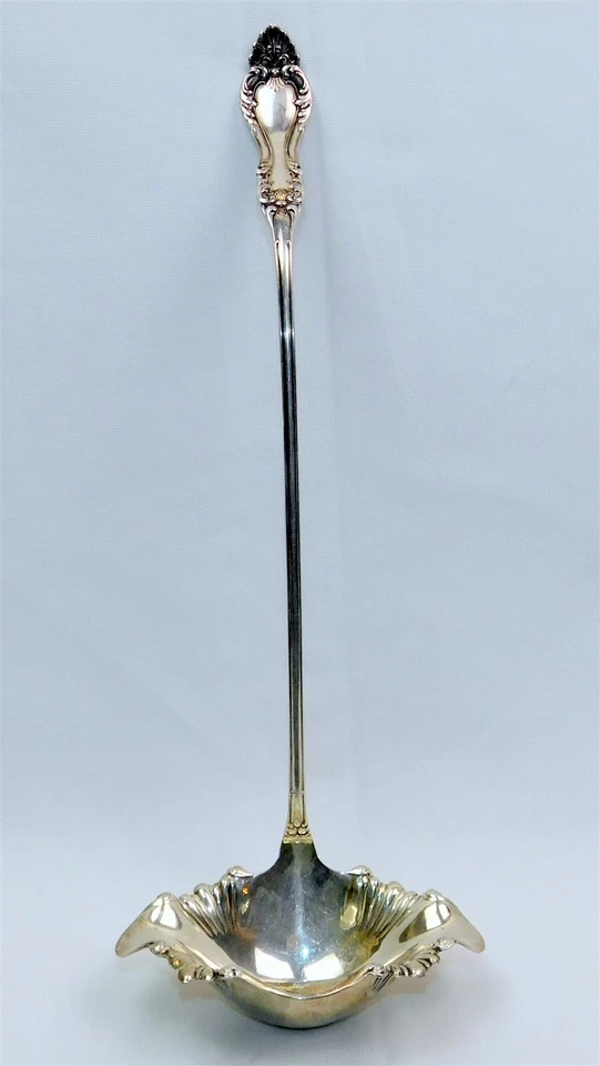 Antiguo cucharón de doble labio estriado de 15" ARUNDEL plateado 1899 Oneida Wm Rogers Foto 1 de 4